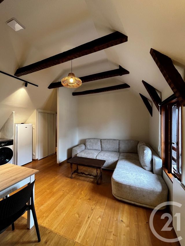 Appartement F2 &agrave; louer - 2 pi&egrave;ces - 43 m2 - Rodez - 12 - MIDI-PYRENEES