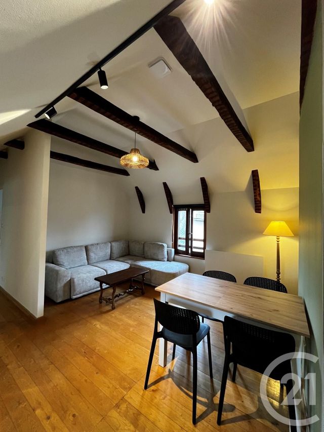 Appartement F2 &agrave; louer - 2 pi&egrave;ces - 43 m2 - Rodez - 12 - MIDI-PYRENEES