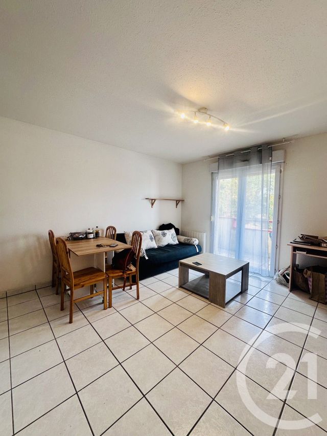 Appartement F1 bis &agrave; vendre - 2 pi&egrave;ces - 36,66 m2 - Rodez - 12 - MIDI-PYRENEES