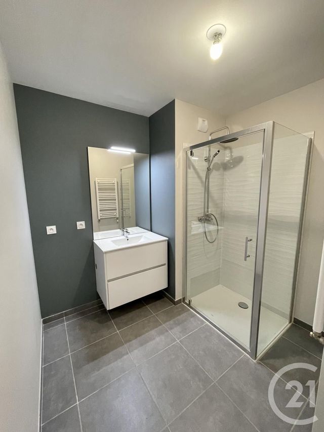 Appartement T2 &agrave; louer - 2 pi&egrave;ces - 45,75 m2 - Rodez - 12 - MIDI-PYRENEES