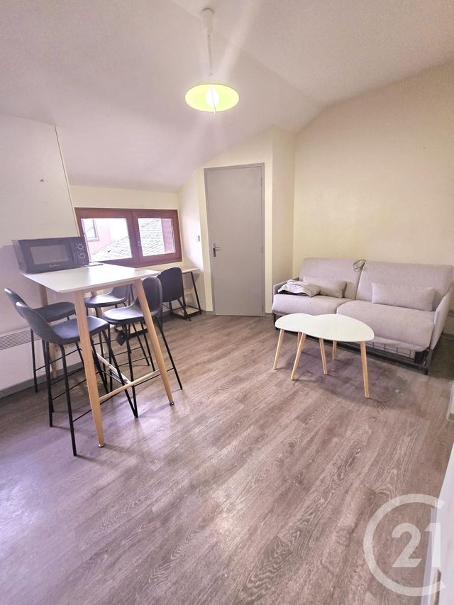 Appartement 1 pièce 16 m² · à Rodez · 16,3 m² · 230 €/mois