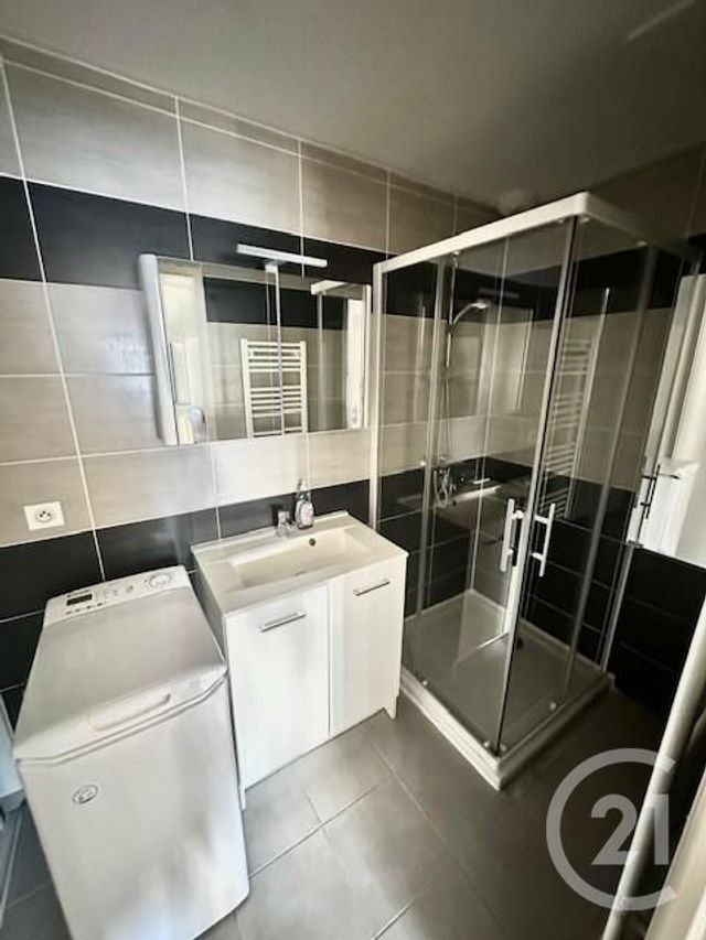 Appartement T2 &agrave; louer - 2 pi&egrave;ces - 44,87 m2 - Rodez - 12 - MIDI-PYRENEES