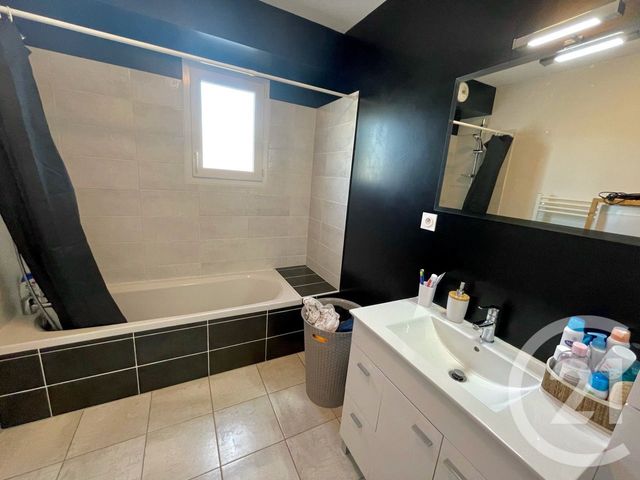 Appartement T3 &agrave; louer - 3 pi&egrave;ces - 78,35 m2 - Onet Le Chateau - 12 - MIDI-PYRENEES