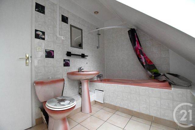 Appartement F2 à vendre - 2 pièces - 28,13 m2 - Villiers Sur Morin - 77 - ILE-DE-FRANCE