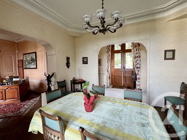 Maison à vendre - 9 pièces - 260 m2 - Coulommiers - 77 - ILE-DE-FRANCE