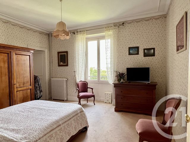 Maison à vendre - 9 pièces - 260 m2 - Coulommiers - 77 - ILE-DE-FRANCE