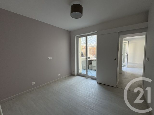 Appartement F3 à vendre - 3 pièces - 56,63 m2 - Crecy La Chapelle - 77 - ILE-DE-FRANCE