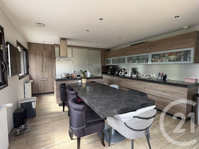 Maison à vendre - 10 pièces - 221 m2 - Pommeuse - 77 - ILE-DE-FRANCE