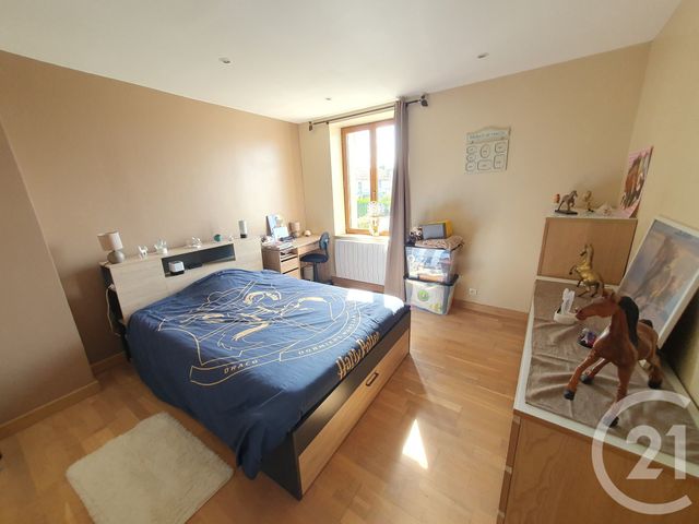 Maison à vendre - 7 pièces - 248,99 m2 - Crecy La Chapelle - 77 - ILE-DE-FRANCE