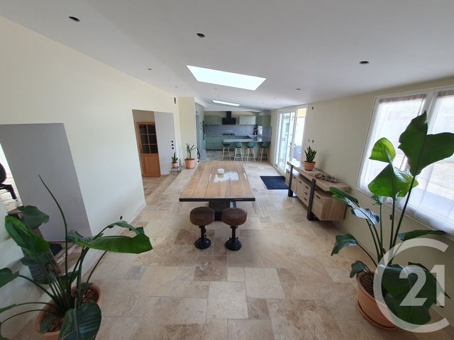 Maison à vendre - 7 pièces - 248,99 m2 - Crecy La Chapelle - 77 - ILE-DE-FRANCE