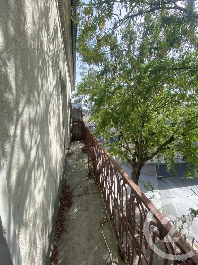 Appartement F2 à louer - 2 pièces - 54,57 m2 - La Ferte Sous Jouarre - 77 - ILE-DE-FRANCE