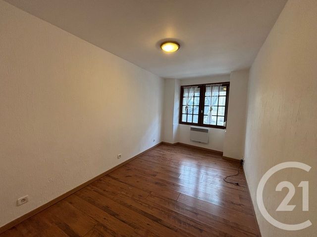 Appartement à louer - 2 pièces - 49,50 m2 - Tournan En Brie - 77 - ILE-DE-FRANCE