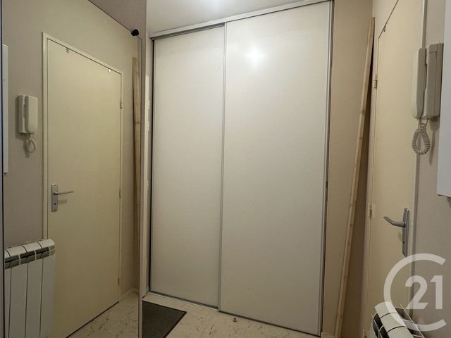 Appartement Studio &agrave; vendre - 1 pi&egrave;ce - 29,86 m2 - Crecy La Chapelle - 77 - ILE-DE-FRANCE