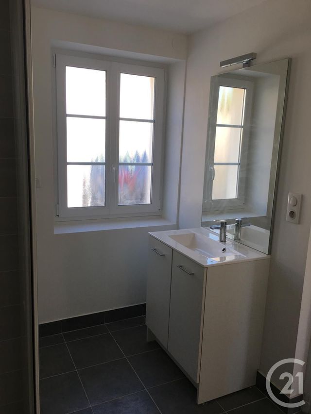 Appartement F2 &agrave; louer - 2 pi&egrave;ces - 49,87 m2 - Pommeuse - 77 - ILE-DE-FRANCE