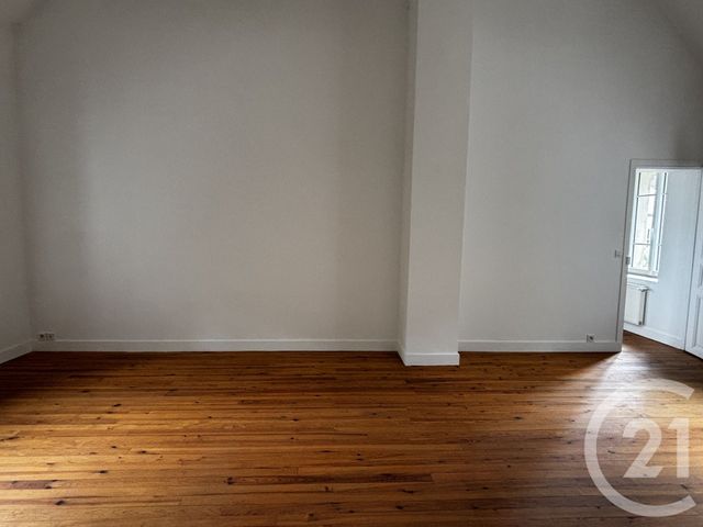 Maison &agrave; louer - 5 pi&egrave;ces - 123,70 m2 - St Fiacre - 77 - ILE-DE-FRANCE