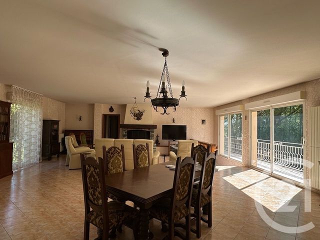 Maison &agrave; vendre - 9 pi&egrave;ces - 220,49 m2 - Mouroux - 77 - ILE-DE-FRANCE