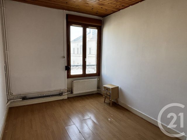 Appartement F3 &agrave; louer - 3 pi&egrave;ces - 70,13 m2 - Coulommiers - 77 - ILE-DE-FRANCE