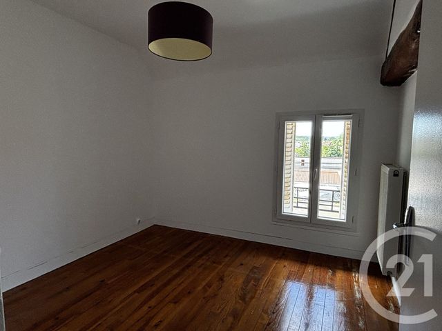Appartement F4 &agrave; louer - 4 pi&egrave;ces - 65,12 m2 - Crecy La Chapelle - 77 - ILE-DE-FRANCE