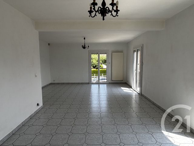 Maison &agrave; louer - 5 pi&egrave;ces - 124,60 m2 - Maisoncelles En Brie - 77 - ILE-DE-FRANCE