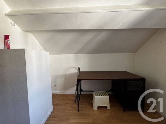 Appartement F3 &agrave; louer - 3 pi&egrave;ces - 29,93 m2 - La Ferte Sous Jouarre - 77 - ILE-DE-FRANCE
