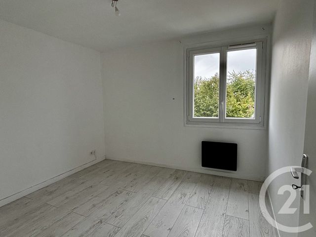 Maison &agrave; louer - 4 pi&egrave;ces - 77,36 m2 - Bouleurs - 77 - ILE-DE-FRANCE