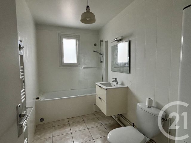 Maison &agrave; louer - 4 pi&egrave;ces - 77,36 m2 - Bouleurs - 77 - ILE-DE-FRANCE