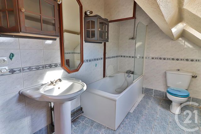 Maison à vendre - 5 pièces - 141 m2 - Etrechy - 91 - ILE-DE-FRANCE