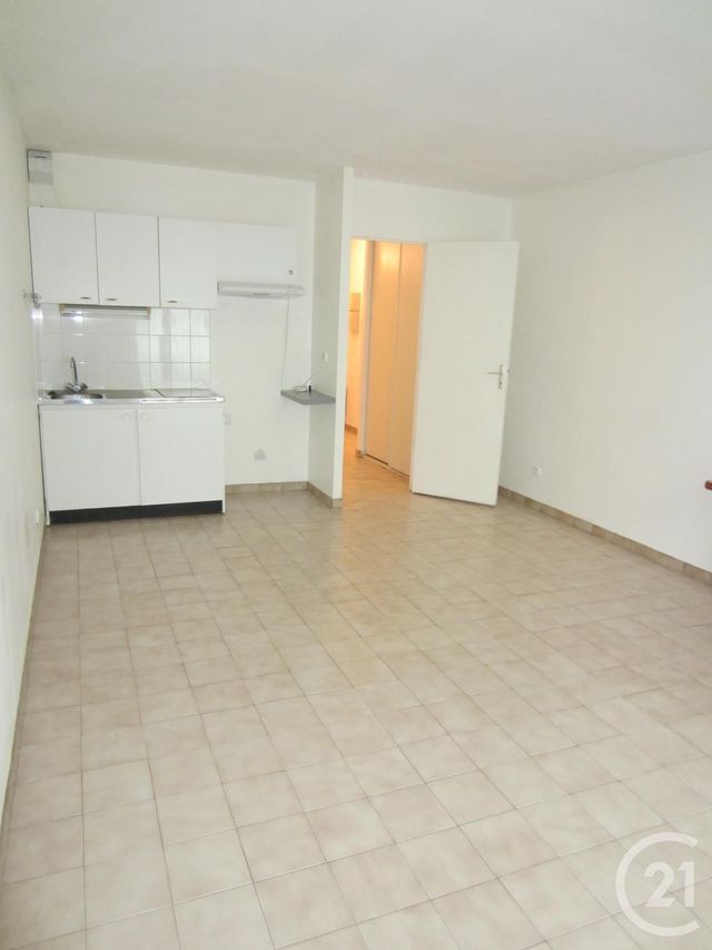 Appartement Studio à louer - 1 pièce - 31,70 m2 - Etrechy - 91 - ILE-DE-FRANCE