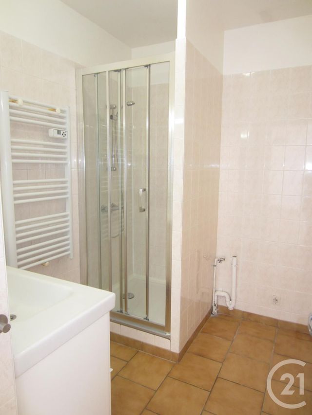 Appartement F2 &agrave; louer - 2 pi&egrave;ces - 45,86 m2 - Etrechy - 91 - ILE-DE-FRANCE