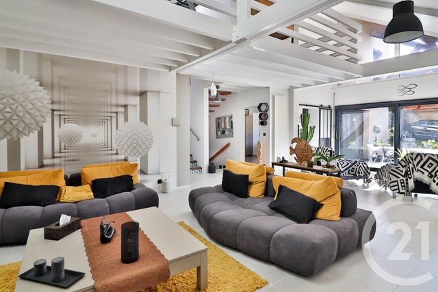 Maison &agrave; vendre - 7 pi&egrave;ces - 250 m2 - Etrechy - 91 - ILE-DE-FRANCE