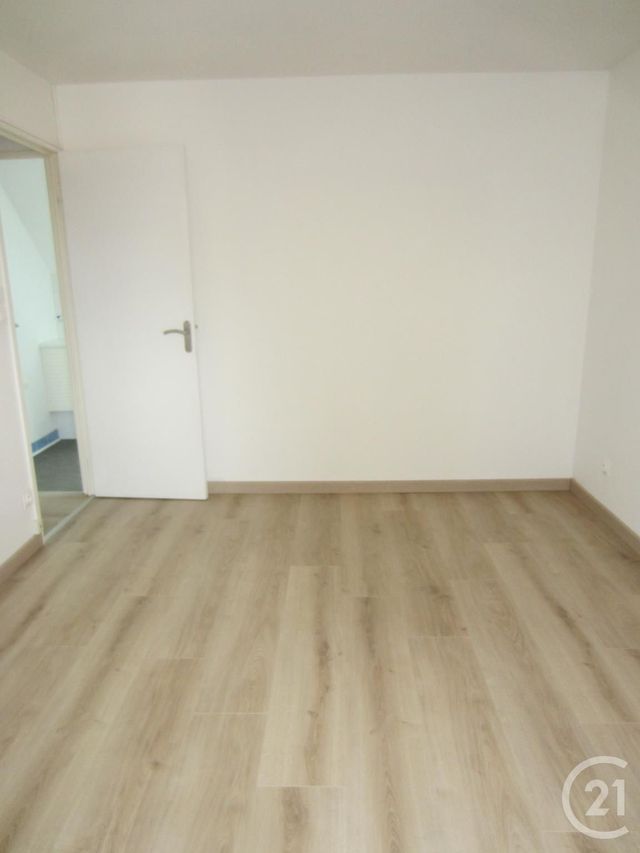 Maison &agrave; louer - 5 pi&egrave;ces - 105,31 m2 - Etrechy - 91 - ILE-DE-FRANCE