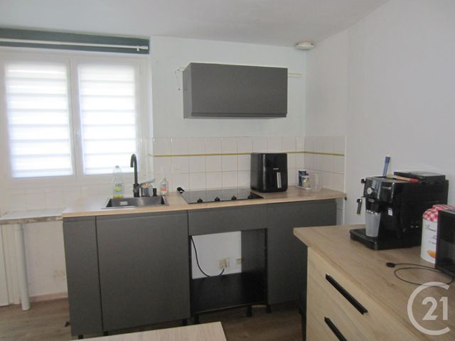 Appartement F2 &agrave; louer - 2 pi&egrave;ces - 50,25 m2 - Chamarande - 91 - ILE-DE-FRANCE