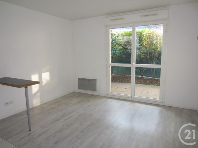 Appartement Studio &agrave; louer - 1 pi&egrave;ce - 23 m2 - Etrechy - 91 - ILE-DE-FRANCE