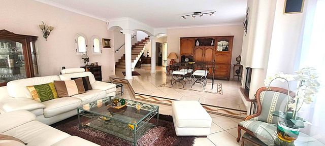 Maison &agrave; vendre - 4 pi&egrave;ces - 157,29 m2 - Lattes - 34 - LANGUEDOC-ROUSSILLON
