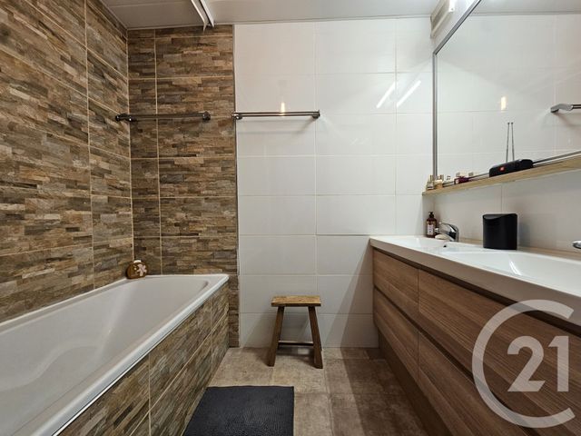 Appartement F4 &agrave; vendre - 5 pi&egrave;ces - 134,59 m2 - Lattes - 34 - LANGUEDOC-ROUSSILLON