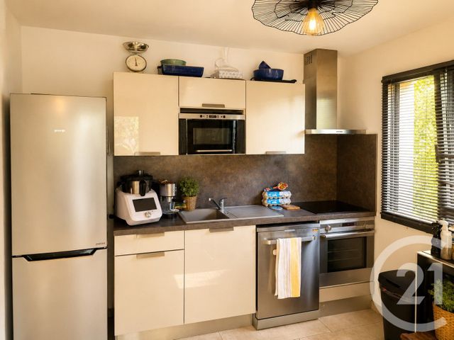 Appartement T2 &agrave; louer - 2 pi&egrave;ces - 58,94 m2 - Lattes - 34 - LANGUEDOC-ROUSSILLON