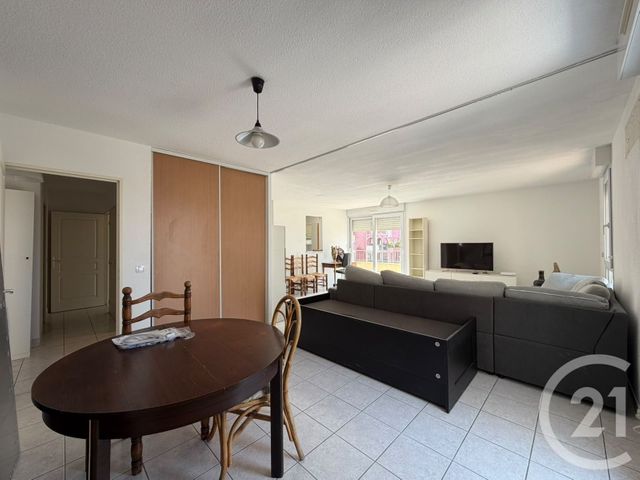 Appartement T3 &agrave; louer - 3 pi&egrave;ces - 90,07 m2 - Lattes - 34 - LANGUEDOC-ROUSSILLON