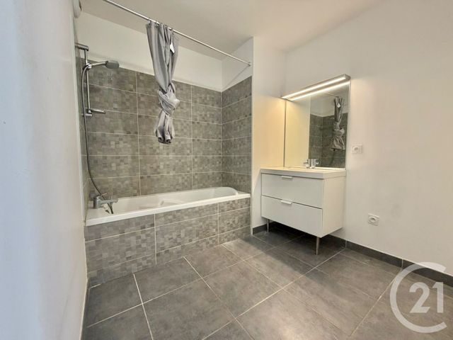Appartement T2 &agrave; louer - 2 pi&egrave;ces - 45 m2 - Castelnau Le Lez - 34 - LANGUEDOC-ROUSSILLON