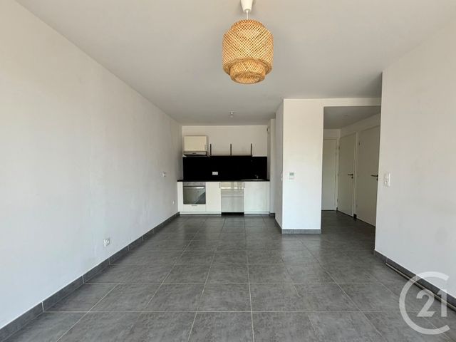 Appartement T2 &agrave; louer - 2 pi&egrave;ces - 45 m2 - Castelnau Le Lez - 34 - LANGUEDOC-ROUSSILLON