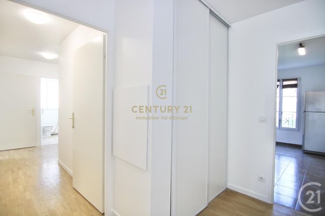 Appartement F4 &agrave; louer - 4 pi&egrave;ces - 94,41 m2 - Serris - 77 - ILE-DE-FRANCE