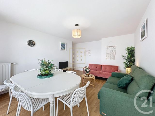 Appartement F4 à vendre - 4 pièces - 82,54 m2 - Chessy - 77 - ILE-DE-FRANCE