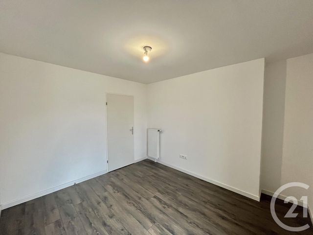Appartement F3 à vendre - 3 pièces - 62 m2 - Serris - 77 - ILE-DE-FRANCE