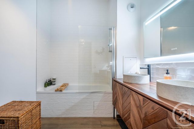 Appartement F4 &agrave; vendre - 4 pi&egrave;ces - 83,54 m2 - Chessy - 77 - ILE-DE-FRANCE