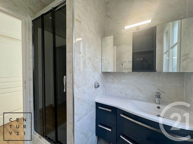 Maison à louer - 6 pièces - 227,10 m2 - Bailly Romainvilliers - 77 - ILE-DE-FRANCE