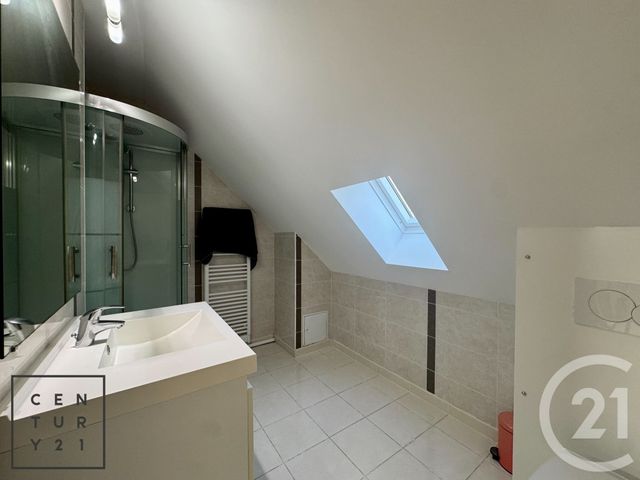 Maison à louer - 6 pièces - 227,10 m2 - Bailly Romainvilliers - 77 - ILE-DE-FRANCE