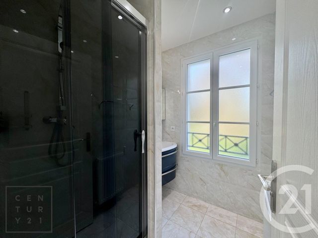 Maison à louer - 6 pièces - 227,10 m2 - Bailly Romainvilliers - 77 - ILE-DE-FRANCE