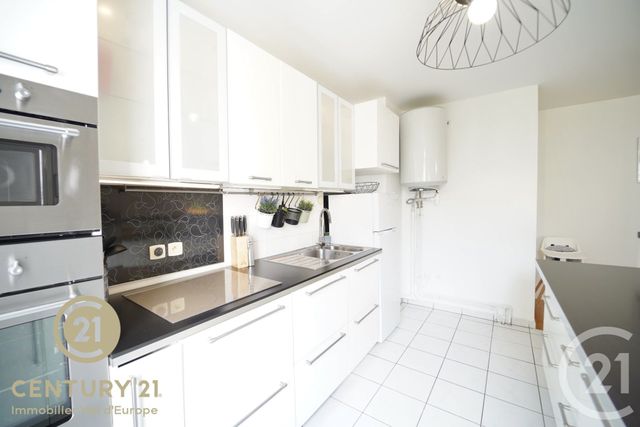 Appartement F3 &agrave; vendre - 3 pi&egrave;ces - 70 m2 - Serris - 77 - ILE-DE-FRANCE