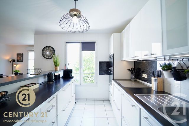 Appartement F3 &agrave; vendre - 3 pi&egrave;ces - 70 m2 - Serris - 77 - ILE-DE-FRANCE