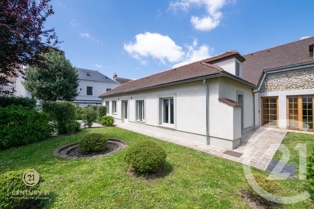 Maison à vendre - 9 pièces - 323,46 m2 - Jossigny - 77 - ILE-DE-FRANCE