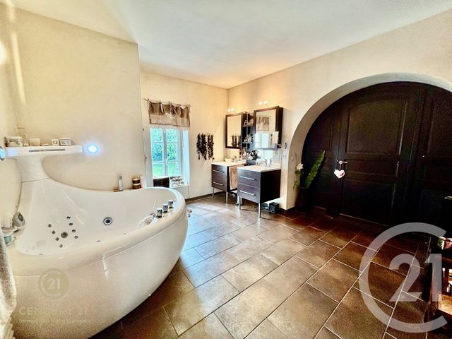 Maison à vendre - 9 pièces - 287,80 m2 - Bouleurs - 77 - ILE-DE-FRANCE